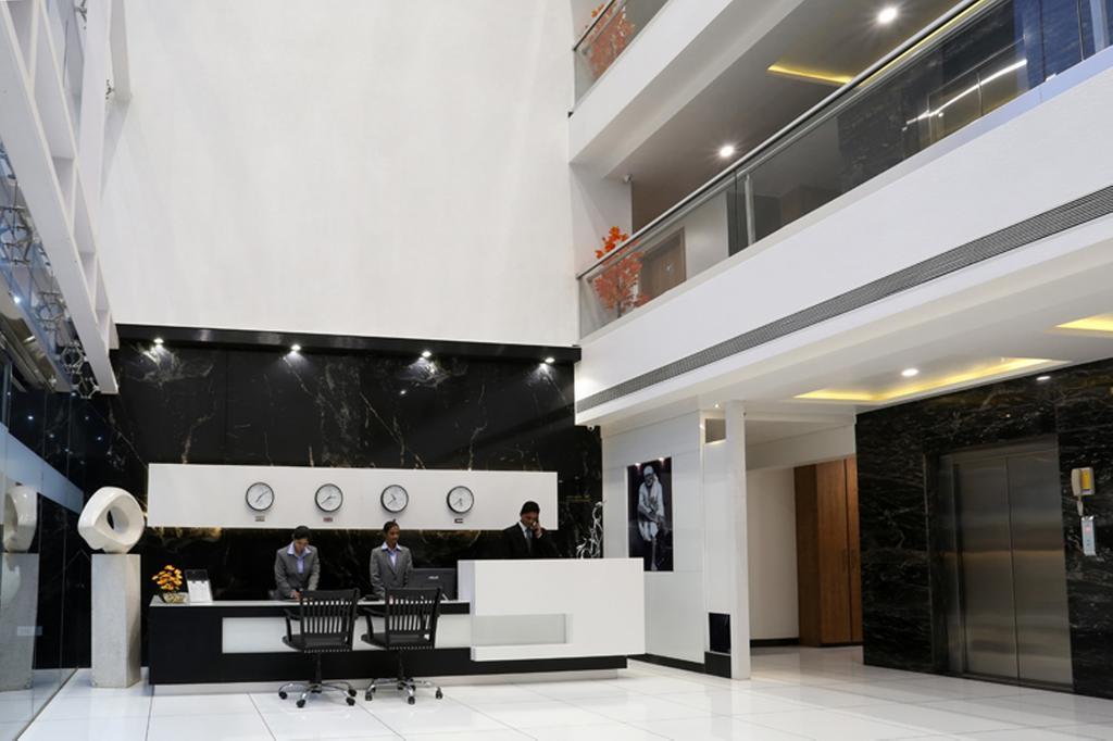 Grand Kailash Hotel Aurangābād Extérieur photo